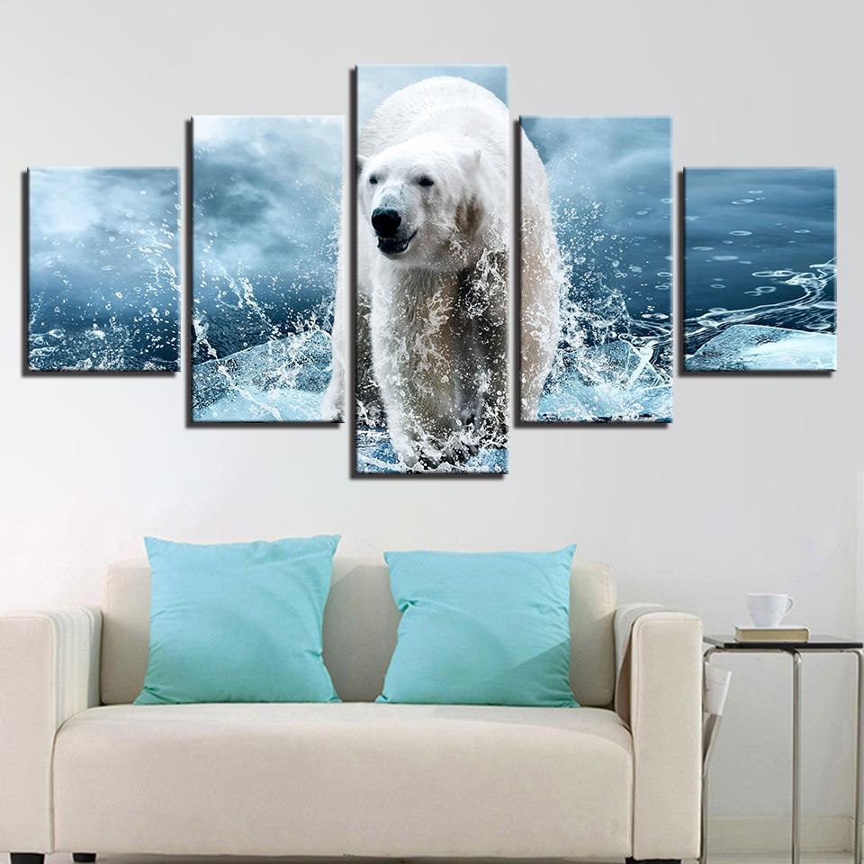 Majestic Polar Bear